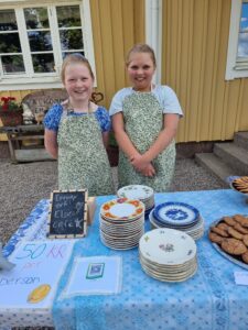 Emmy och Elsas Café lördagen den 1 augusti